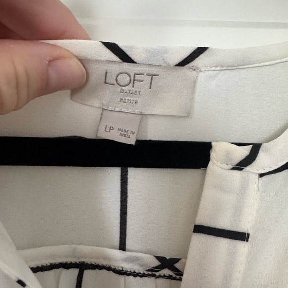 Loft Women's White and Black Checkered Top - Picture 3 of 4